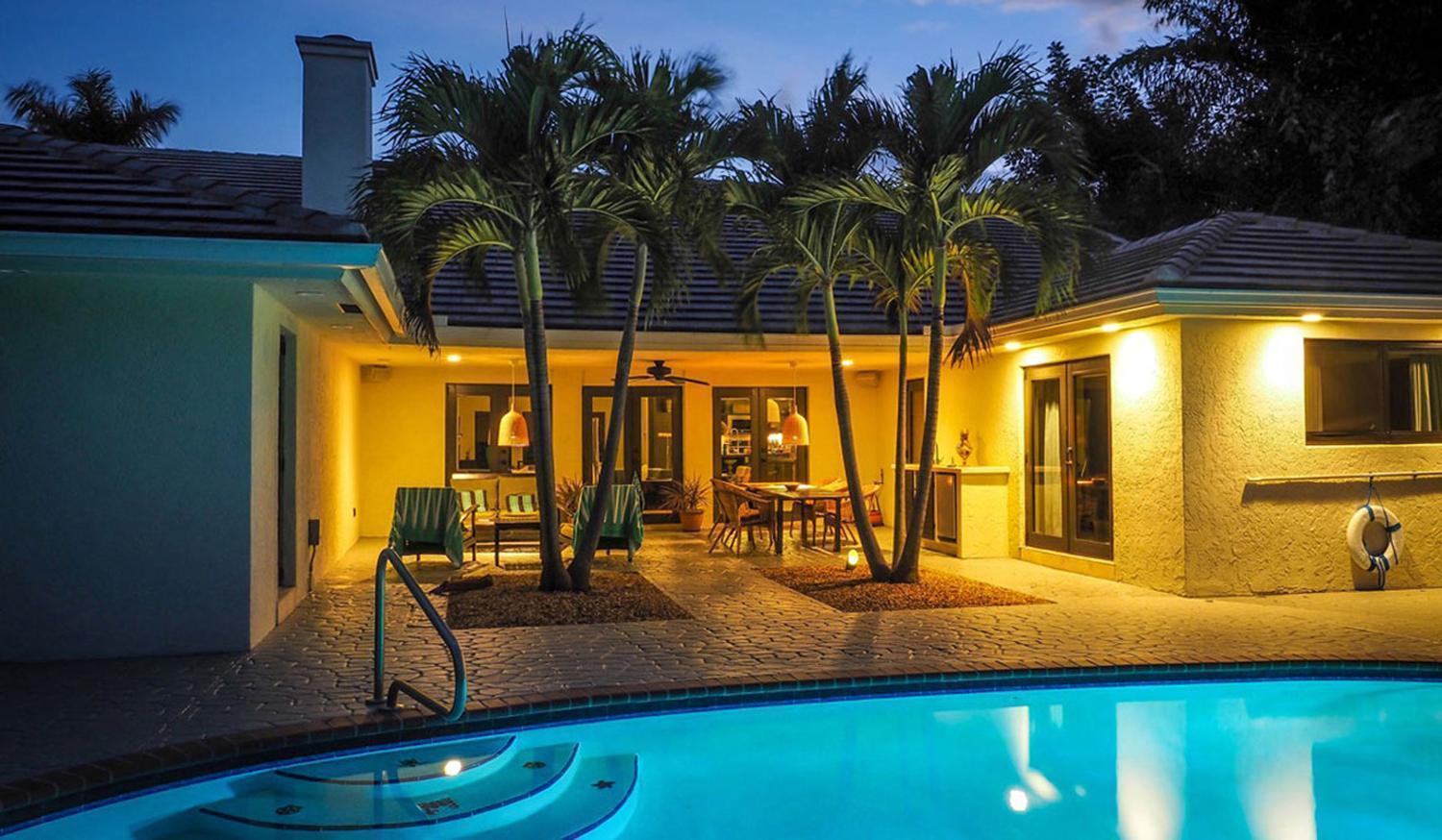 Dolphin Retreat - East Boca Raton Villa Exterior photo