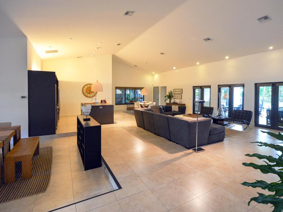 Dolphin Retreat - East Boca Raton Villa Exterior photo